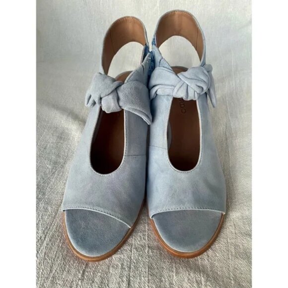 Anthro - Bernardo Luna Bow Shooties in Vintage Blue Round Block Heel Sz 9 - Picture 3 of 6